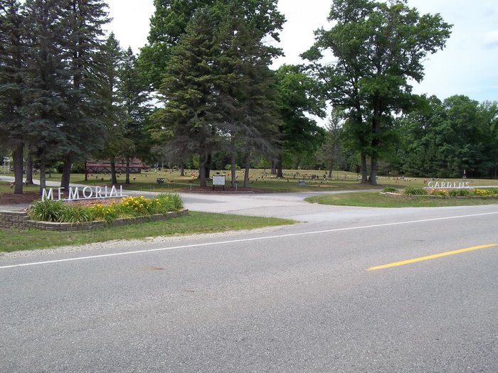 Memorial Gardens Cemetery